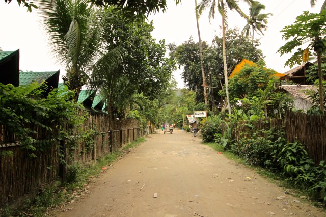 Hauptstraße in Port Barton